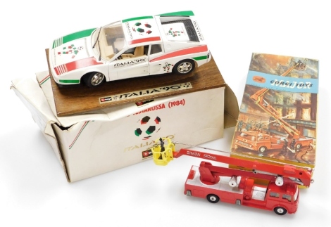 A Corgi toys Simon Snorkel Fire Engine, boxed and a Burago Italia 90 Ferrari Testarossa 1984 boxed. (2)