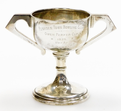 A George V silver trophy cup, awarded to Rushden Town Bowling Cup Own Parker Cup 1925 won by EE Perkins, London 1925, 10.5cm high, 4¼oz.