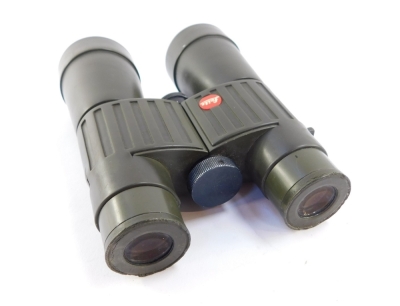 A pair of Leitz Trinovid binoculars, 7x42BA, 140M/1000M, No 866193, cased. (AF) - 4
