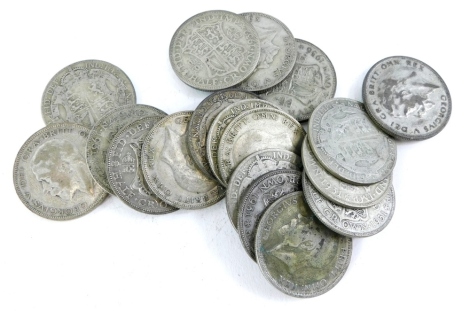 A quantity of George V part silver half crowns.