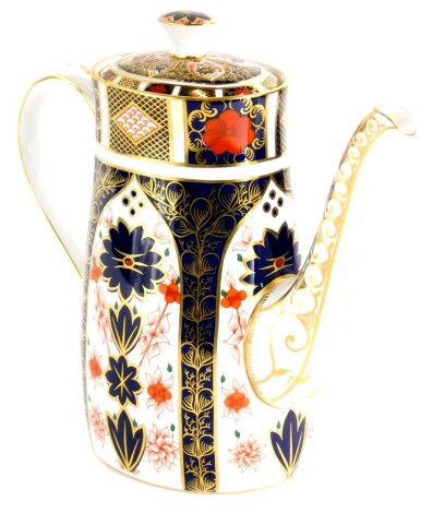 A Royal Crown Derby porcelain coffee pot and cover, decorated with the 1128 Imari pattern, 23cm high.
