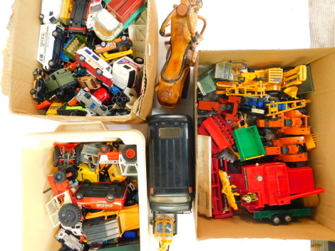 Die cast and other agricultural tractors and vehicles, cars, lorries, etc. (a quantity)