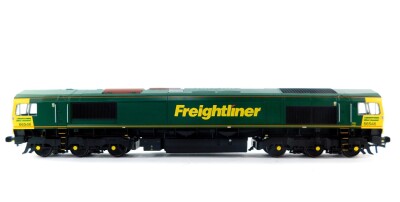 A Bachmann Branch Line OO gauge locomotive Class 66 Diesel 66546 Freightliner, with DCC sound, 32-728DS, boxed. - 4