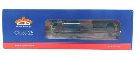 A Bachmann Branch Line OO gauge locomotive Class 25/3 Diesel 25279, BR blue (weathered), DCC, 32-407, boxed.