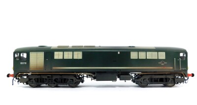 A Heljan OO gauge Metrovick Vickers Class 28 locomotive, D5718, BR green with small yellow ends, DCC, Item 28031, boxed. - 3