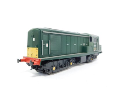 A Heljan OO gauge Class 125 Diesel locomotive, D8219, BR green with small white ends, DCC, D8219, boxed. - 6