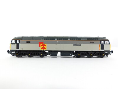 A ViTrains OO gauge Class 47365 Diesel locomotive Diamond Jubilee, Railfreight Distribution Class 47, grey livery, special edition, boxed and outer boxed. - 4