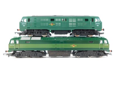 A Hornby OO gauge Class 29 Bo-Bo Diesel Electric locomotive, BR green livery, R080, together with a diesel locomotive, D1738, British Rail green livery, both boxed. (2) - 3