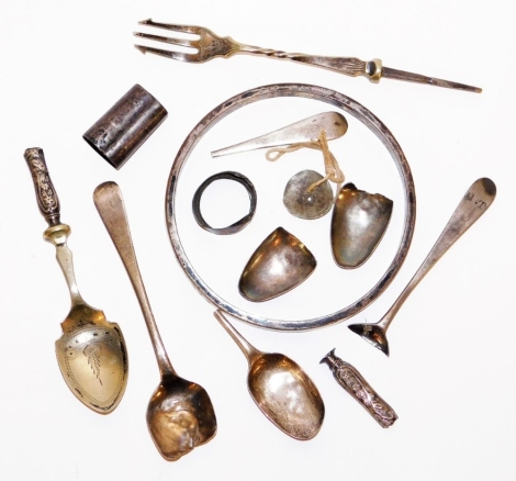 A group of silver and effects, comprising a silver jar top, loose silver spoons and part wares, a smaller silver scent bottle ring, various cut silver, etc., weighable silver 2oz, together with two EPNS items. (a quantity)