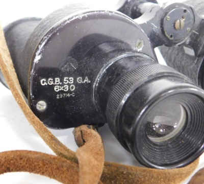 A cased set of Military binoculars, by Graticule Canada, with Military stamp, 6x30mm. (the case AF) - 3