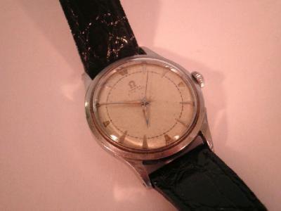 An Omega automatic gents wristwatch