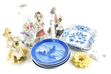 A collection of ceramics, to include a Royal Copenhagen cat, Copenhagen Christmas plates, a Lladro cat, Italian pottery figures, etc. (some pieces AF)