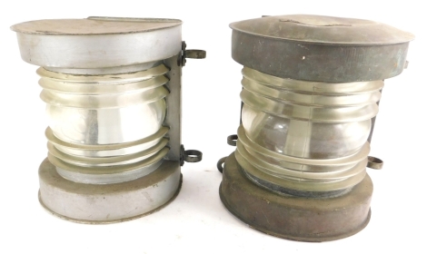 A galvanised ships mast head lamp, and a copper masted lamp. (2, AF)