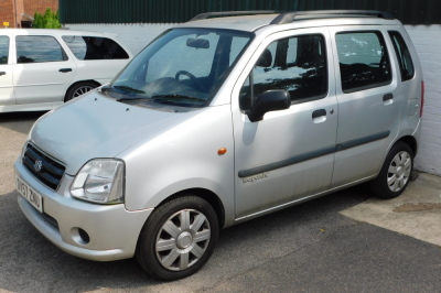 A Suzuki Wagon R+GL, registration DV57 ZNU, first registered 26/11/2007, five door hatchback, petrol, silver, 1229cc, MOT to 14/03/2022, 073573 recorded mileage, V5 present, service history, two keys. - 8