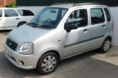 A Suzuki Wagon R+GL, registration DV57 ZNU, first registered 26/11/2007, five door hatchback, petrol, silver, 1229cc, MOT to 14/03/2022, 073573 recorded mileage, V5 present, service history, two keys.