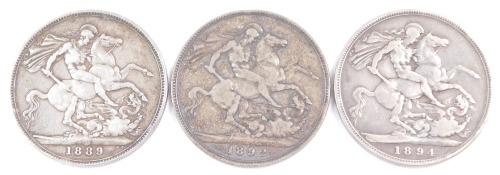 A Victorian silver crown 1892, and two further crowns 1894 and 1889. (3)