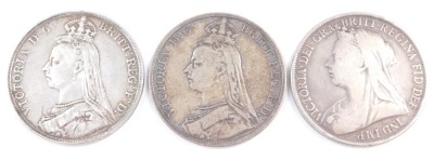 A Victorian silver crown 1892, and two further crowns 1894 and 1889. (3) - 3