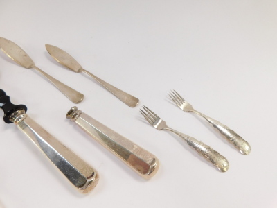 A Dutch silver early 20thC cake set, with fluted and embossed decoration, comprising a serving spoon and fork, and twelve cake forks, 6.53oz. - 2