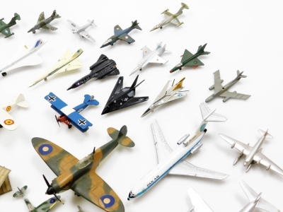 A group of diecast airplane models, to include Dinky toys and Corgi's, unboxed examples, etc. (a quantity) - 2