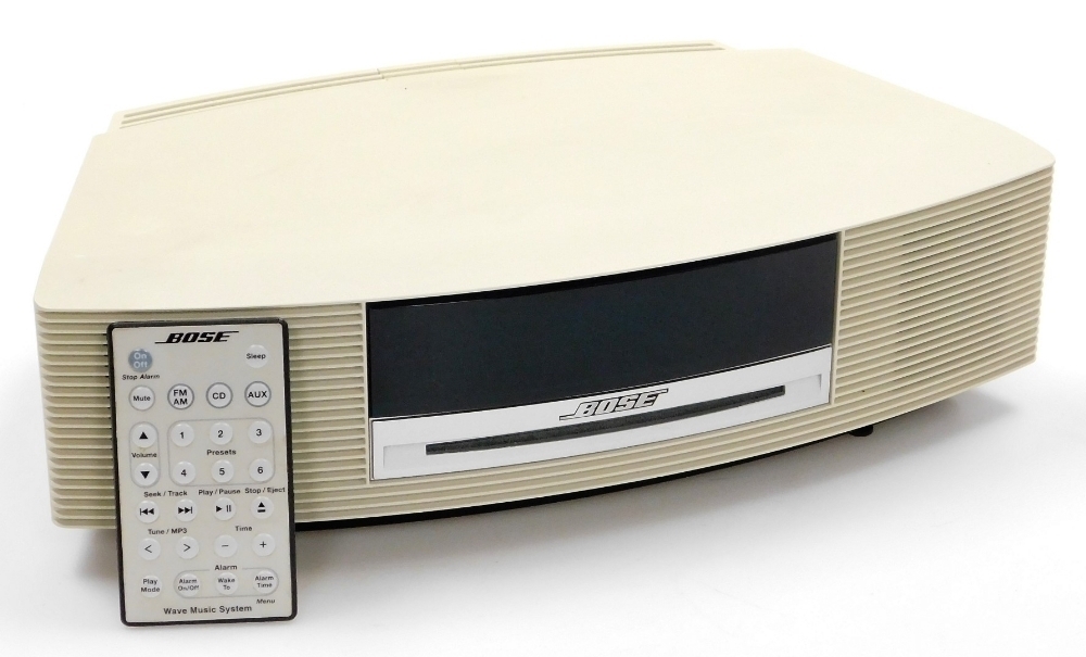 A Bose Wave music system model AWRCC6