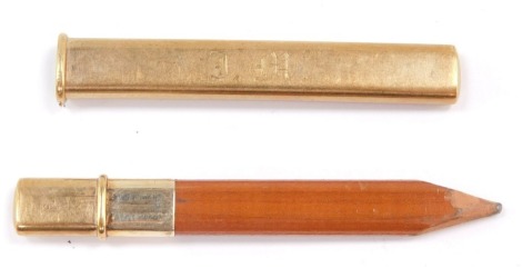 A 9ct gold pencil holder, with pencil, 6.2g.