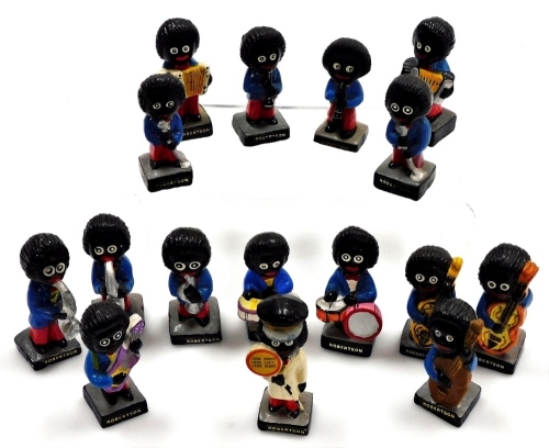 Sixteen Robertson band figures, each hand painted 7.5cm high.