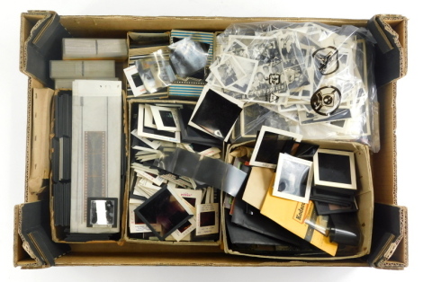 Various slides and associated items, quantity of subject matters, figures, scenery, personal events, varying sizes, 8cm wide, etc. (a quantity)