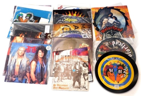 A quantity of heavy metal LP and 12 inch singles, to include Motorhead picture discs, Alice Cooper, Anthrax, etc.