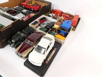 A Franklin Mint Precision Model of a 1955 Bentley., Solido Model of a Rolls Royce Silver Cloud II 1961., a 1929 Bentley., Alvis 4.3lt 1938 and further die cast vehicles. (a quantity) - 2