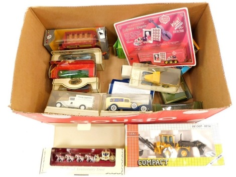 A Joal Compact die cast compact Volvo BN6300, Matchbox Her Majesty's Gold State Coach, 40th Anniversary, Corgi Classics Renault 1910, 9032, Lincolnshire Echo limited edition double decker bus, Corgi Classics Thornycroft bus, and further die cast vehicles,