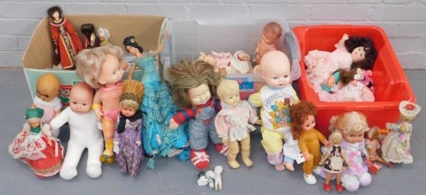 A quantity of dolls, to include plastic roller skate doll, Bavarian doll, a doll marked Pedigree, and various others. (3 boxes)