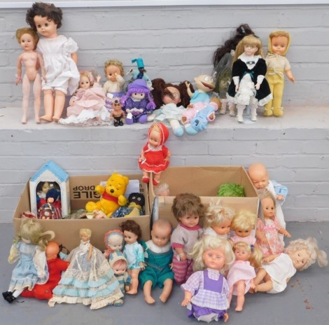 A quantity of dolls, plastic bodied dolls, Rugrats baby, Leonardo collection china doll, etc. (3 boxes)