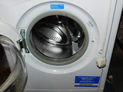 An Indesit A Plus 8kg washing machine, model EWD 81482. - 2