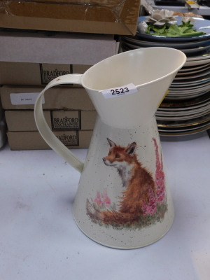 A Wrendale fox jug.