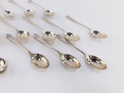 Six silver teaspoons, various assay offices 1959, six George V silver teaspoons, Sheffield 1928, and five Victorian silver coffee spoons, Thomas Bradbury & Sons, London 1898, 6.4toz. - 3