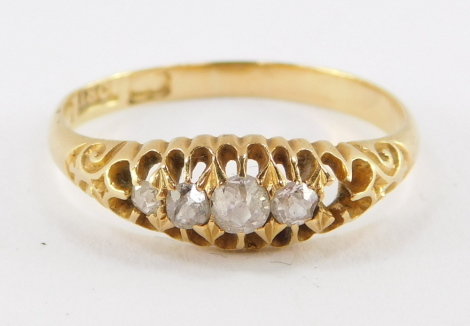 An 18ct gold and rose cut diamond five stone ring, one diamond lacking, approx &#8539? ct, size L, 2.1g.