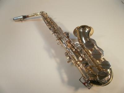 A cased Alto saxophone by La Fleur