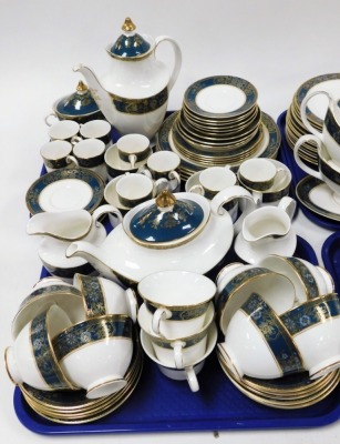 A Royal Doulton Carlyle pattern part tea and dinner service, comprising coffee cans and saucers, large coffee pans, coffee pot, teapot, milk jugs, gravy boats and stands, ladle, tureens, vinaigrette, dinner plates, etc. (a large quantity) - 4