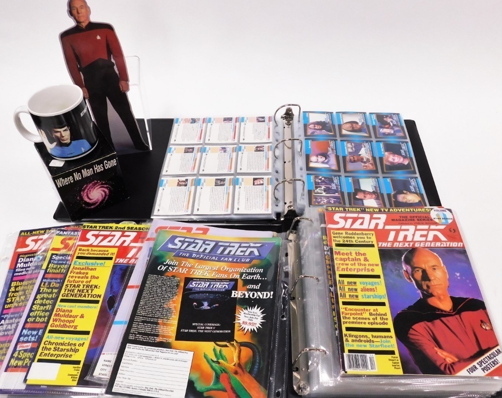 Lot of 5 Star Trek Mugs: Kirk, Spock, Enterprise, 1 Star Trek