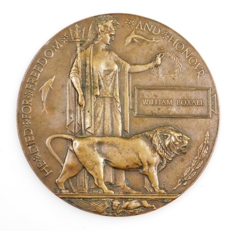 A World War I death plaque presented to William Boxall.