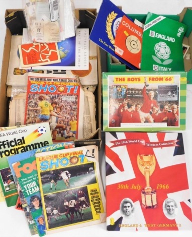 A group of football interest memorabilia, to include Shoot magazine, official programmes for the Fifa World Cup, various football match tickets, England v Italy official programme, an England World Cup Squad '70 Back Home record, The Boys From '66 jigsaw,