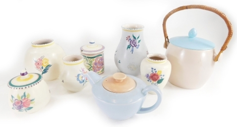 A collection of Poole pottery, to include bulbous vase, condiment pot and cover, lidded biscuit barrel, etc. (1 tray)