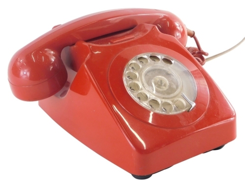 A GPO red cased dial up phone, 746R-R.