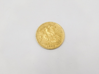 A Victorian gold half sovereign, dated 1900. - 2