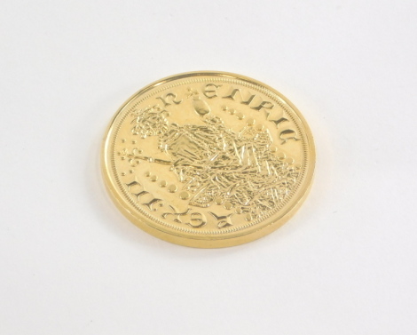 A French gold coin, 14.7g.