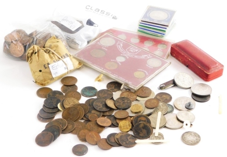 A quantity of British coins, to include cupronickel crowns, two coins sets, pennies, etc.