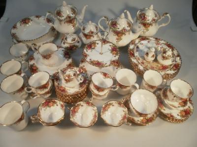 A Royal Albert 'Old Country Roses' pattern tea service consisting of 64 pieces