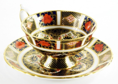 A Royal Crown Derby 1128 Imari pattern cup and saucer.