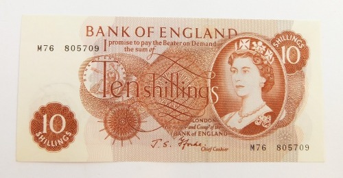 A Bank of England 10 shillings note, red/brown, Forde, number M76 805709, circa 1963.