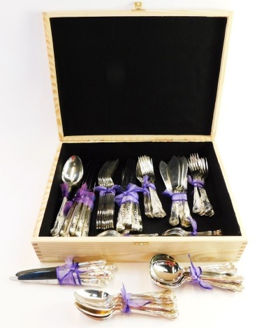 A John Taylor of Sheffield Ltd silver plated canteen of cutlery, in the Kings pattern, 92 pieces, comprising eight dinner knives and forks, eight dessert knives and forks, eight dessert spoons, eight soup spoons, eight fish knives and forks, eight tea kni